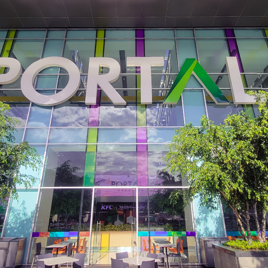 Centro Comercial El Portal